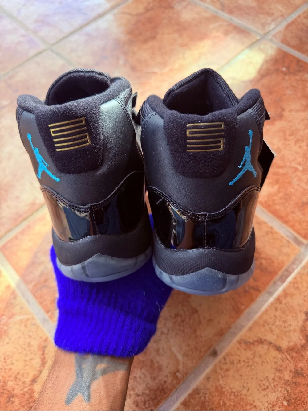 Size 8 Men’s And Women’s 9.5 - Jordan Retro 11 Gamma Blue 2025